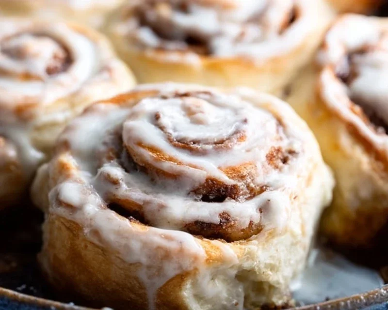 BEST Homemade Cinnamon Rolls