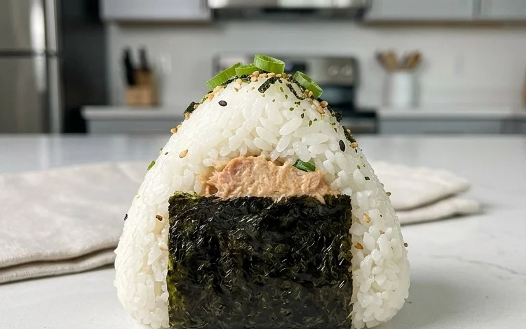 15-min. Easy Japanese Tuna Onigiri
