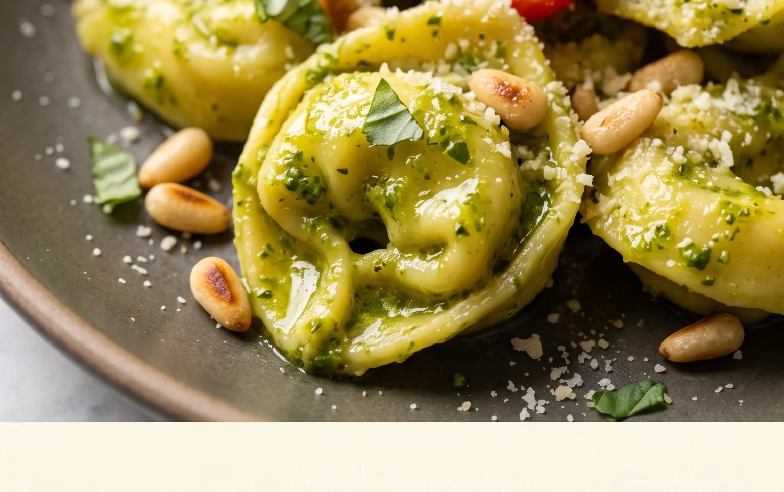 Pesto Tortellini